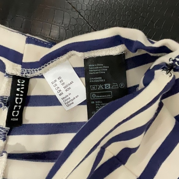 H & M DIVIDED BLUE AND WHITE STRIPED SHORTS. - Picture 2 of 4